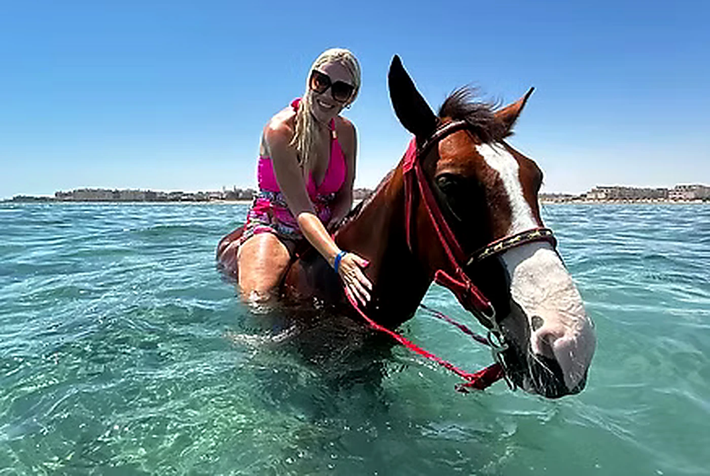 Reiten am Strand – Ausflugsmotiv für Hurghada und Ägypten