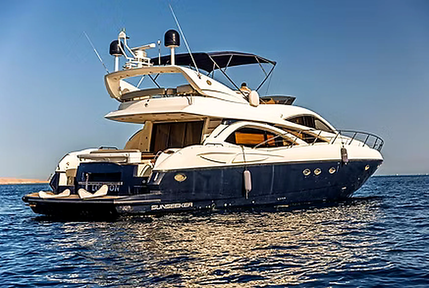 Luxus Yacht – Ausflugsmotiv für Hurghada und Ägypten